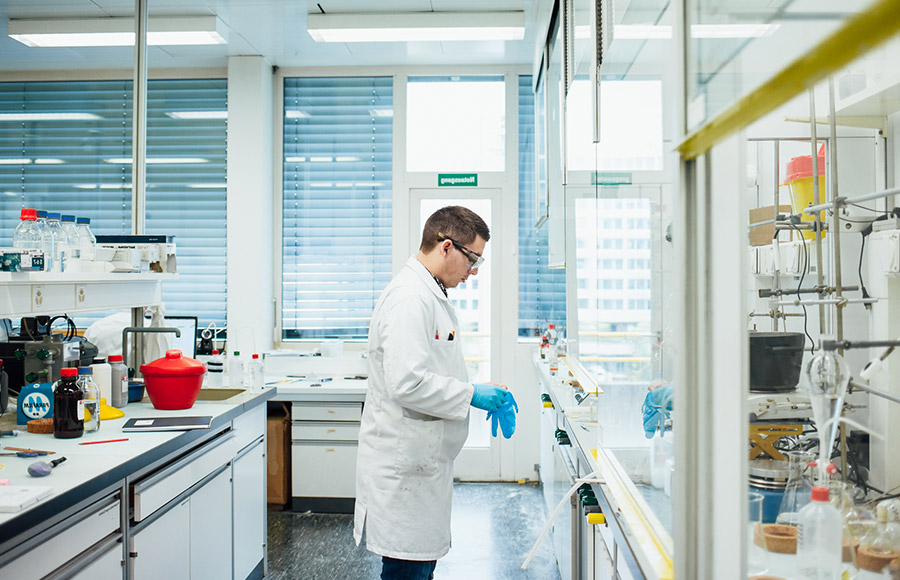 Research Associate – Organic Synthesis.