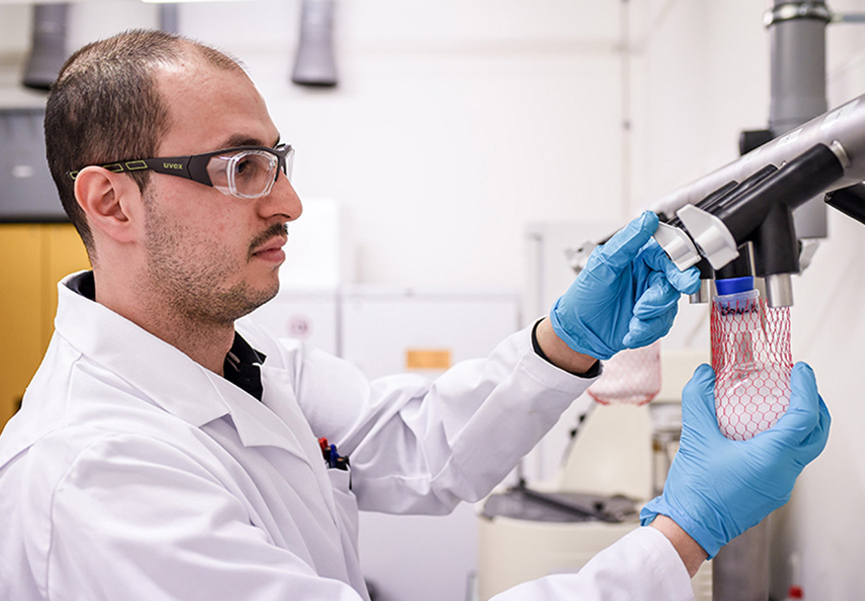 A flexible range of solutions to meet your chemistry contract research organization needs. Discover more!