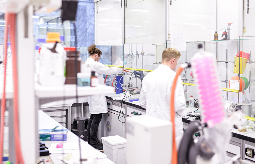 Explore SpiroChem's medicinal chemistry services for innovative drug design and expert support in development.
