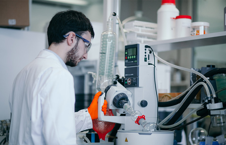 A flexible range of solutions to meet your chemistry contract research organization needs. Discover more!